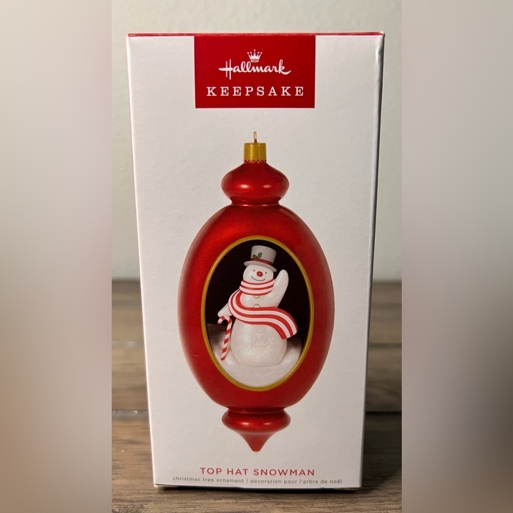 HALLMARK NEW 2022 LIMITED‎ EDITION Christmas Ornament "TOP HAT SNOWMAN" SCENE